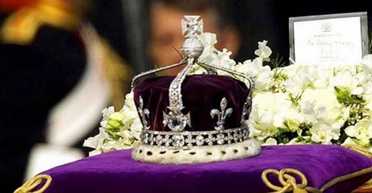 kohinoor-diamond-big The Kohinoor diamond, one of the largest diamonds in the world.