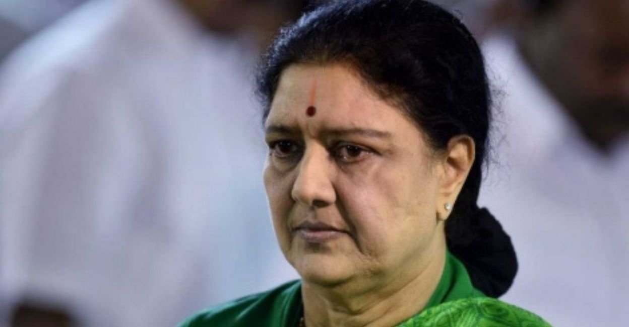 sasikala The Justice A Arumughaswamy Commission of Inquiry (CoI) said, they "have to be found fault with and investigation is to be ordered." Photo: Manorama Online.