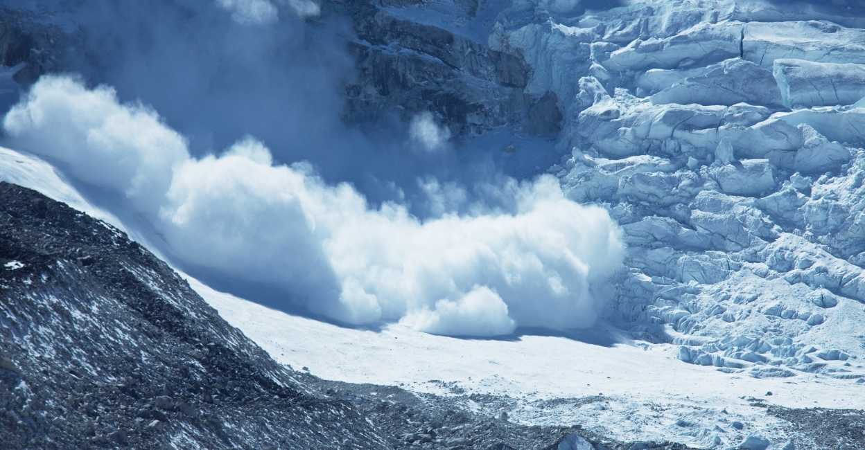 10 mountaineers killed in U'khand avalanche, 8 rescued