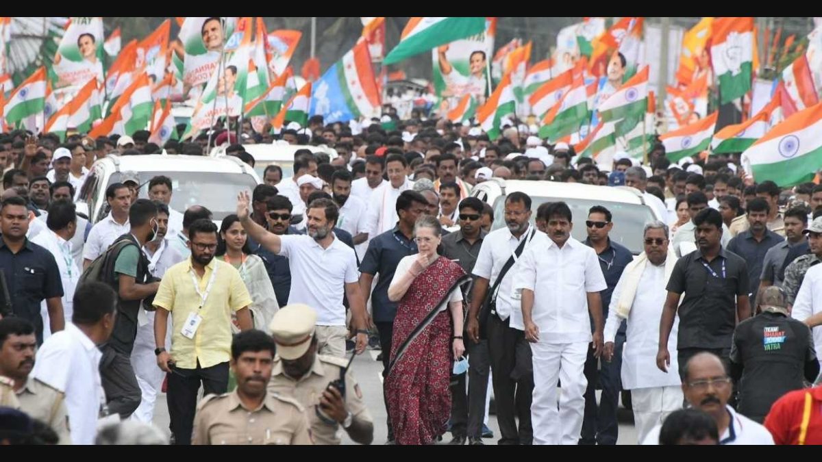 Bharat Jodo Yatra: Sonia Gandhi joins Rahul in Karnataka