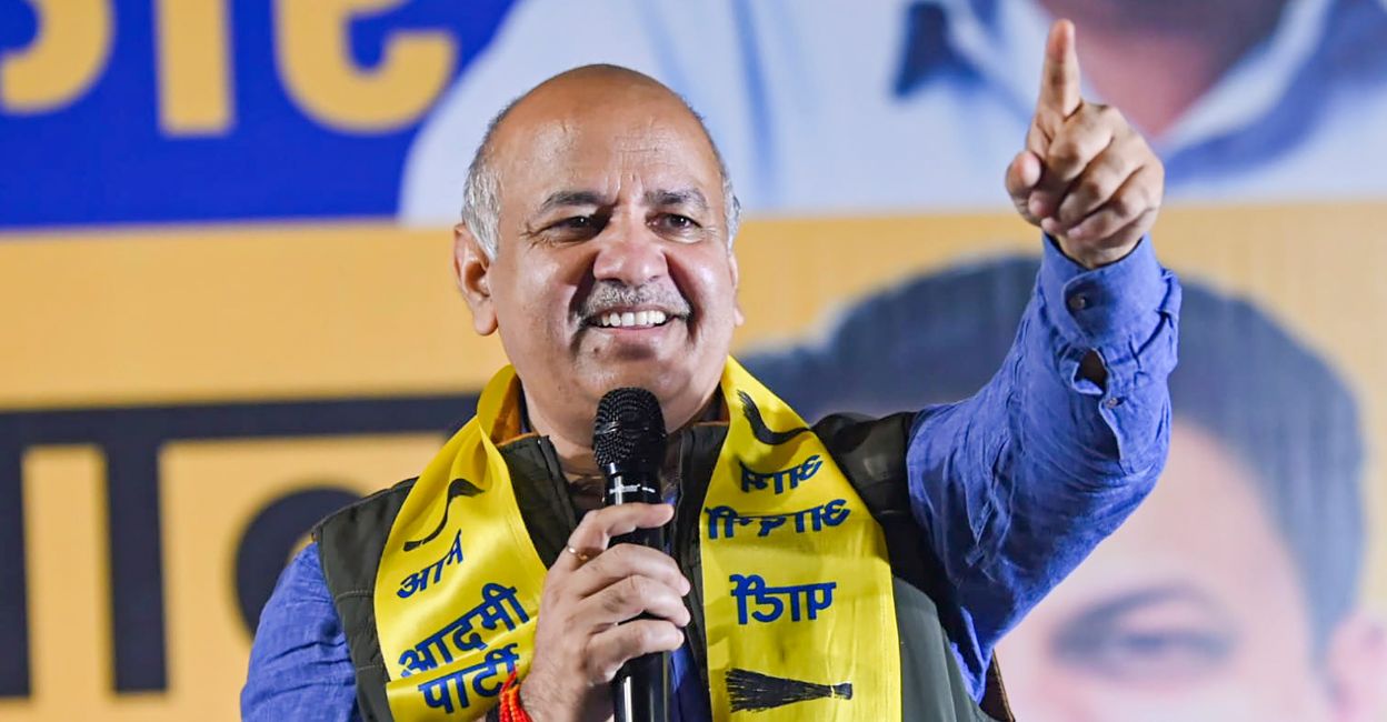 Delhi Deputy CM Manish Sisodia during the election campaign for MCD polls. Photo: PTI