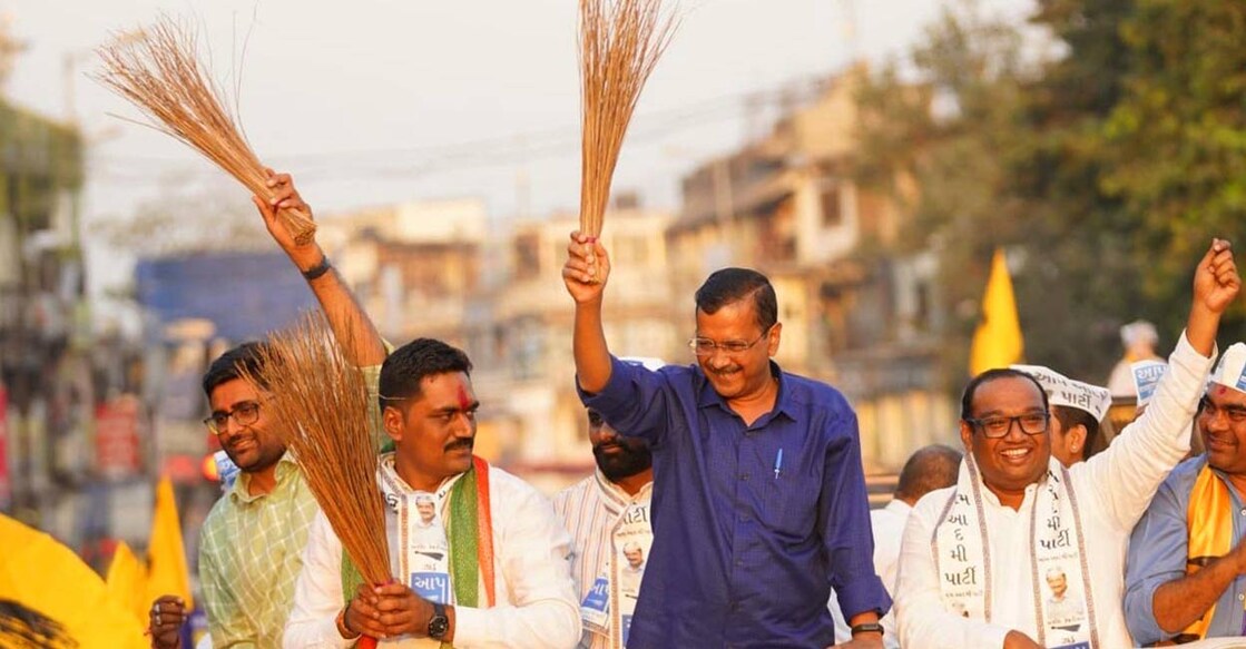 He claimed people are so scared of BJP that they shy away from openly admitting support for the AAP in the Gujarat Assembly elections: Twitter/AAPGujarat