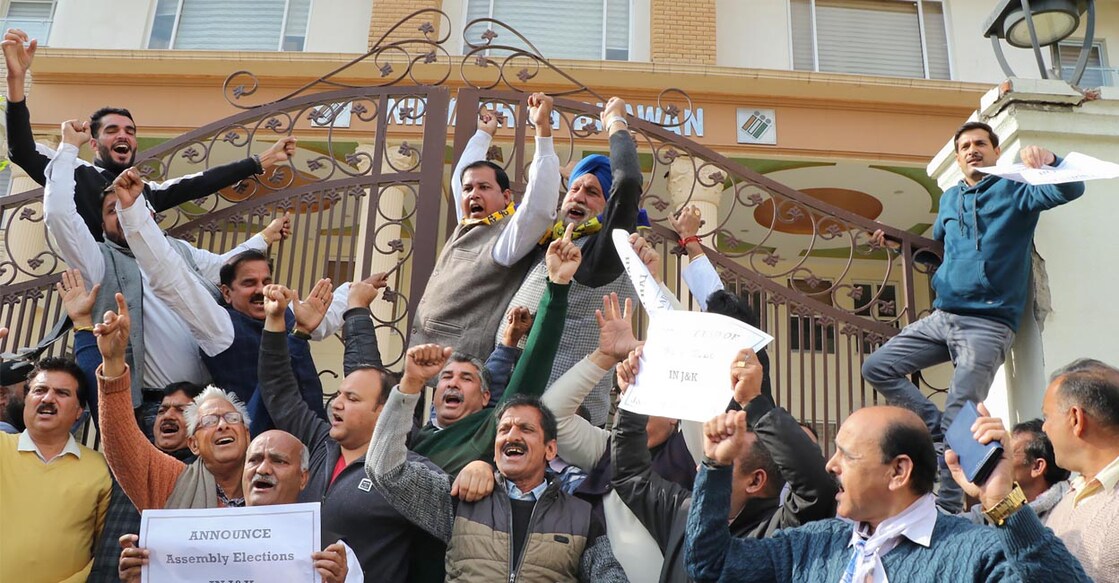 aap-jk-main Aam Aadmi Party (AAP) members stage a protest demanding immediate elections for the J&K Assembly, in front of the State Election Commission office, in Jammu | Photo: PTI