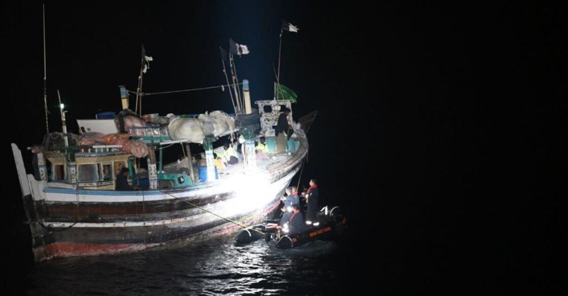 The Pakistani boat was intercepted by the Indian Coast Guard off the Gujarat coast in the early hours of Monday. Photo: IANS