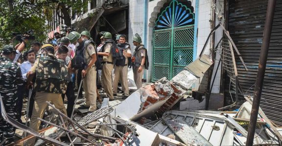 Tharoor Line | Bulldozers must crush vendetta politics, not conscience Tharoor Line | Bulldozers must crush vendetta politics, not conscience