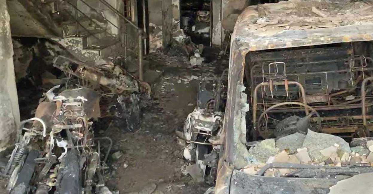 Seven dead, 11 injured as fire breaks out in building in Indore Seven dead, 11 injured as fire breaks out in building in Indore
