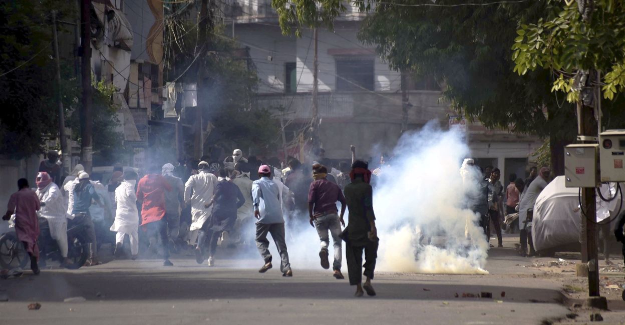tear-gas tear-gas