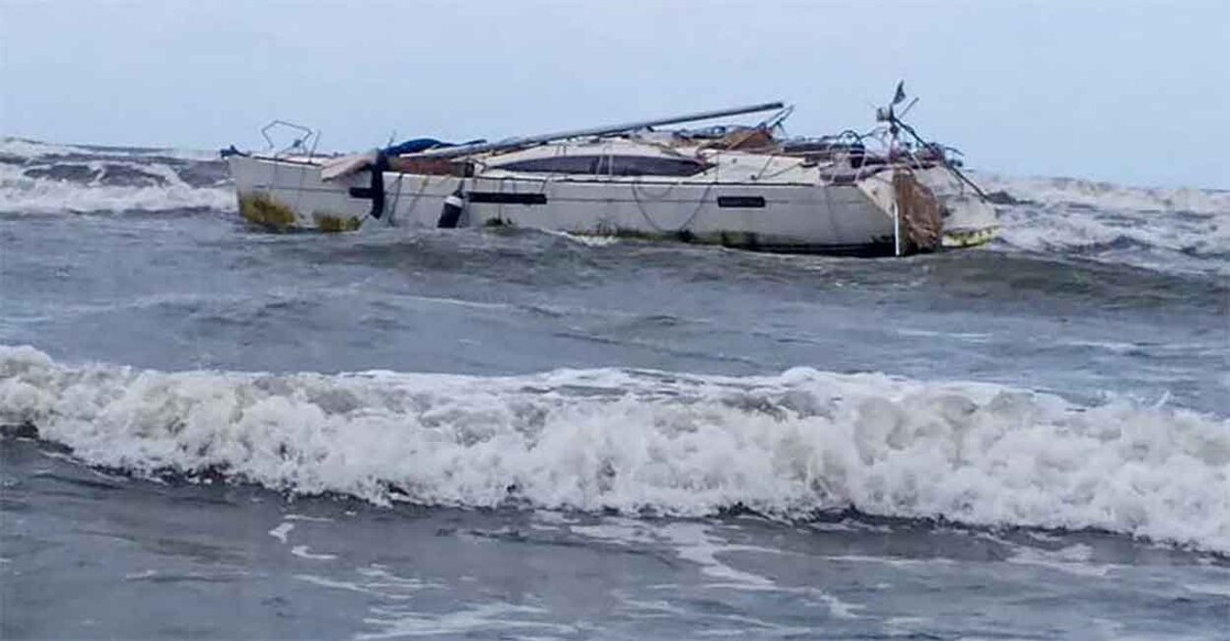 The boat was found abandoned off Maharashtra coast. Photo: Manorama News
