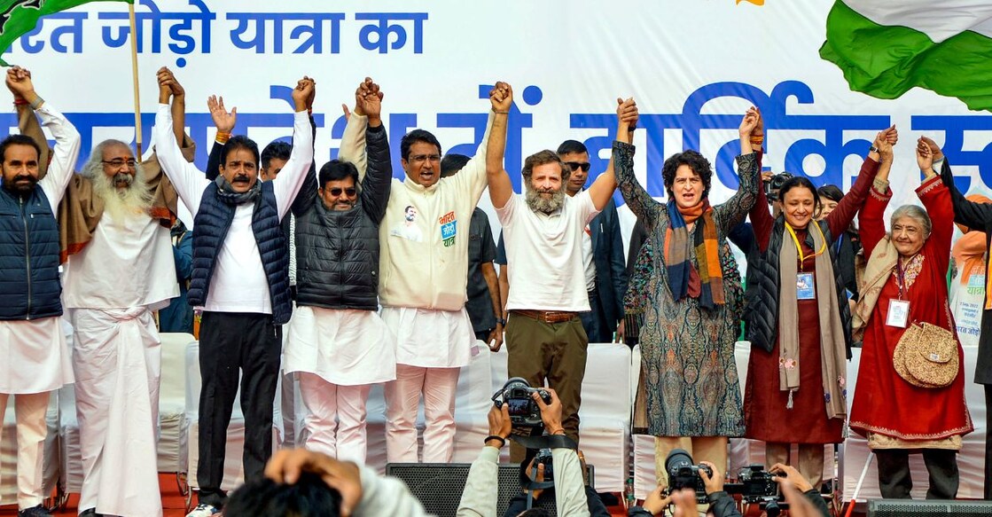 Congress leaders Rahul Gandhi and Priyanka Gandhi Vadra with Delhi Congress President Anil Chaudhary, UP Congress President Brijlal Khabri, party MP KC Venugopal and others during a ceremony to hand over the national flag to Khabri to start the UP leg of the party's 'Bharat Jodo Yatra', in Ghaziabad, Tuesday, January 3, 2023. Photo: PTI