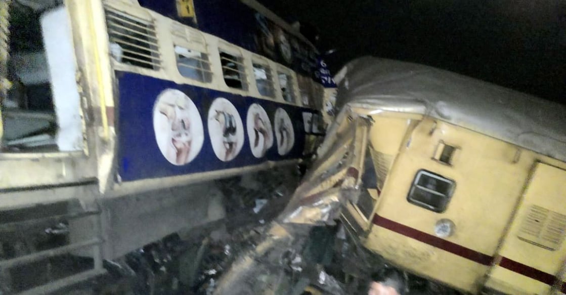 ap-train-collision ap-train-collision