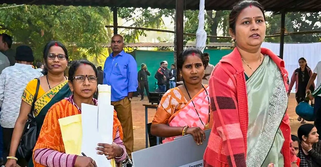 Polling officials with EVMs and other election material leave for poll duty ahead of Chhattisgarh Assembly elections, in Dhamtari district. Photo: PTI