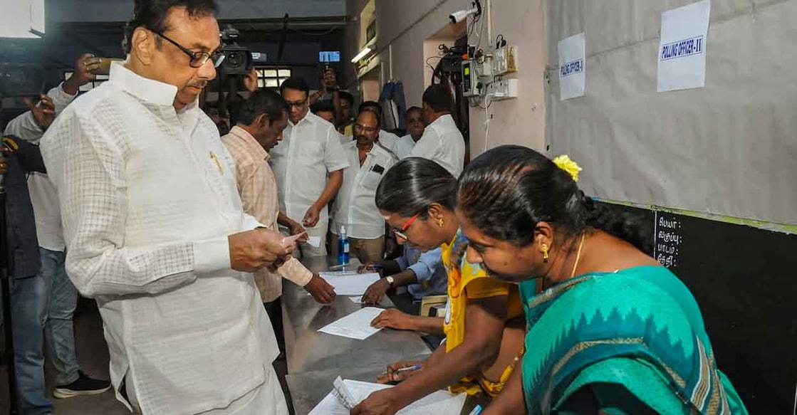 PTI02_27_2023_000053B DMK-backed Secular Progressive Alliance candidate EVKS Elangovan arrives to cast his vote at a polling booth during the Erode (East) Assembly seat by-poll, in Erode on February 27, 2023. Photo: PTI