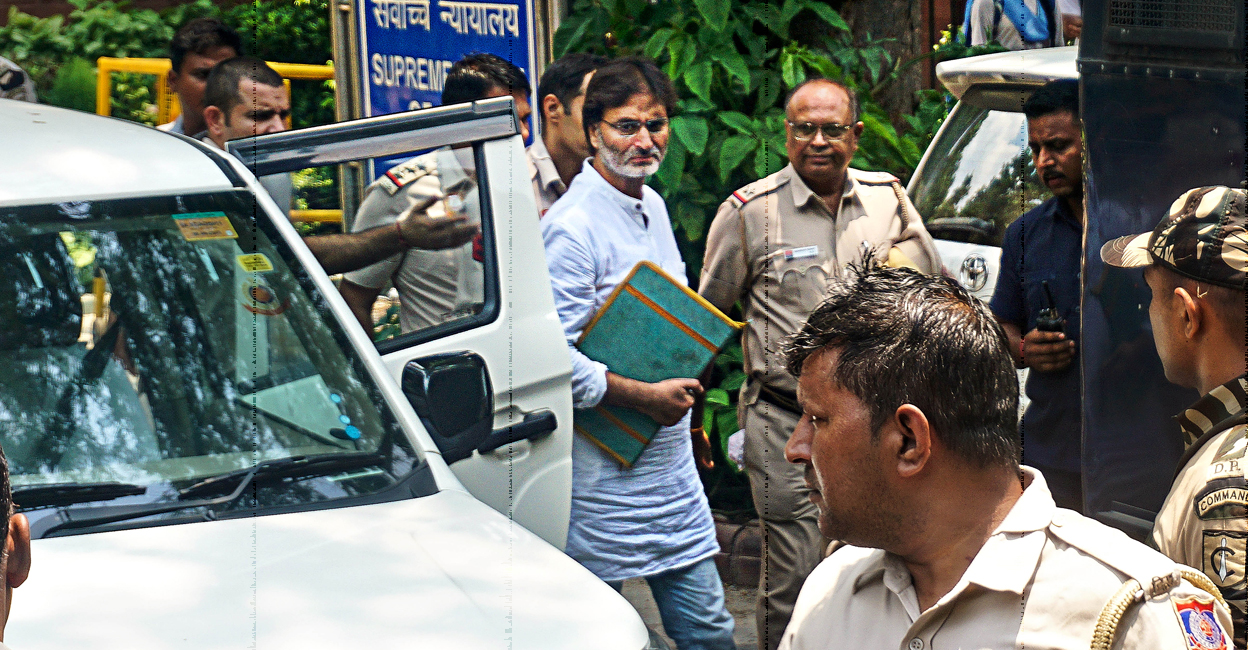 PTI07_21_2023_000174A Jammu Kashmir Liberation Front (JKLF) chief Yasin Malik at the Supreme Court, in New Delhi, Friday. Photo: PTI