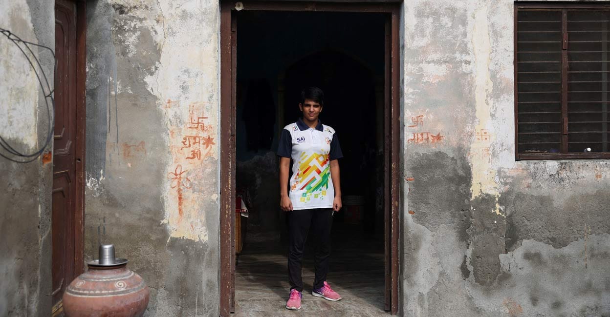 INDIA-WRESTLERS-PROTESTS Ishanshu Dahiya,16, a wrestler poses for a picture at her residence in Kharkhoda in northern state of Haryana, India, June 23, 2023. REUTERS/Anushree Fadnavis