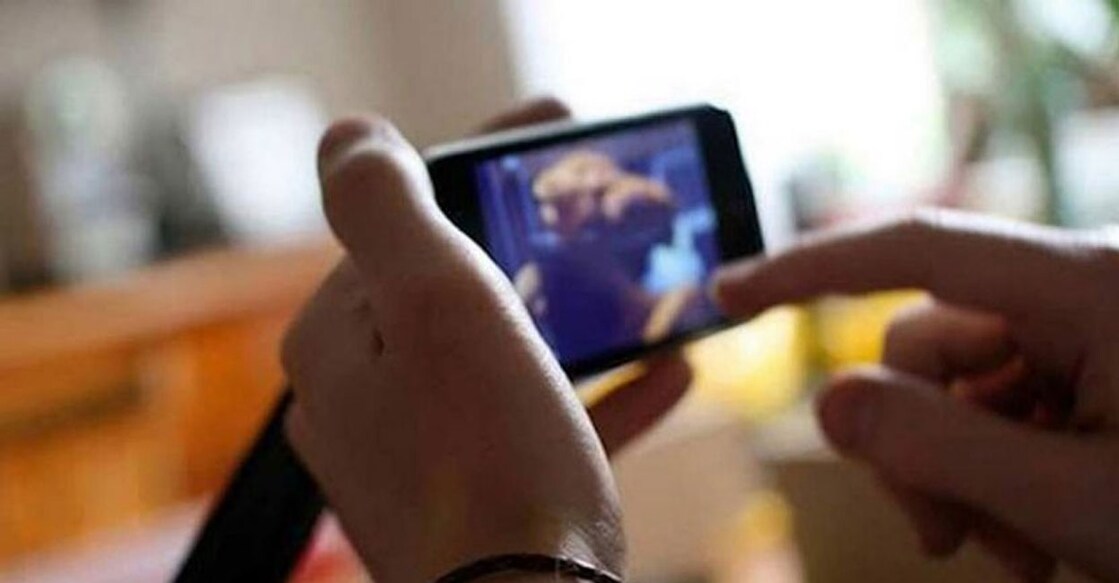 Representational image