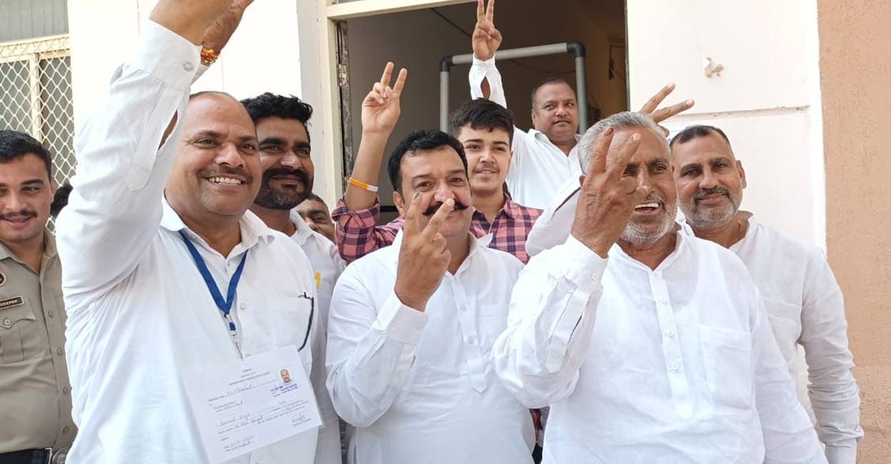 bharat-beniwal-ls Bharat Beniwal (extreme right) greeting Congress supporters after defeating INLD's Abhay Chautala in the 2024 Haryana Assembly polls. Photo: Special arrangement.