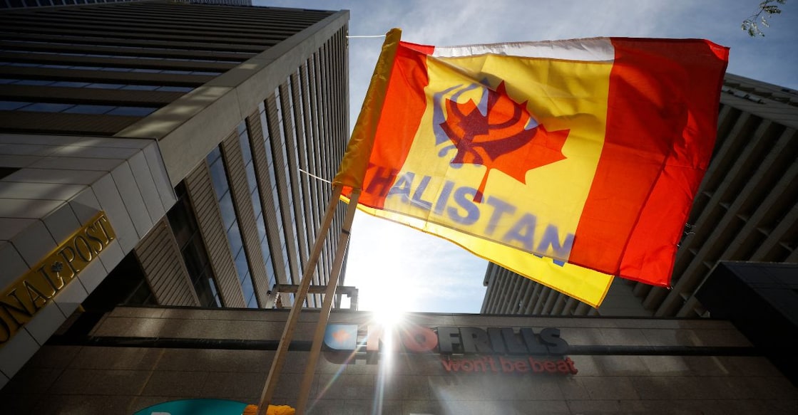 Demonstrators gather in support of Khalistan during a Sikh rally outside the Consulate General of India, in Toronto, Ontario, Canada, on September 25, 2023, following the murder of Sikh separatist Hardeep Singh Nijjar. Photo: Cole Burston/AFP