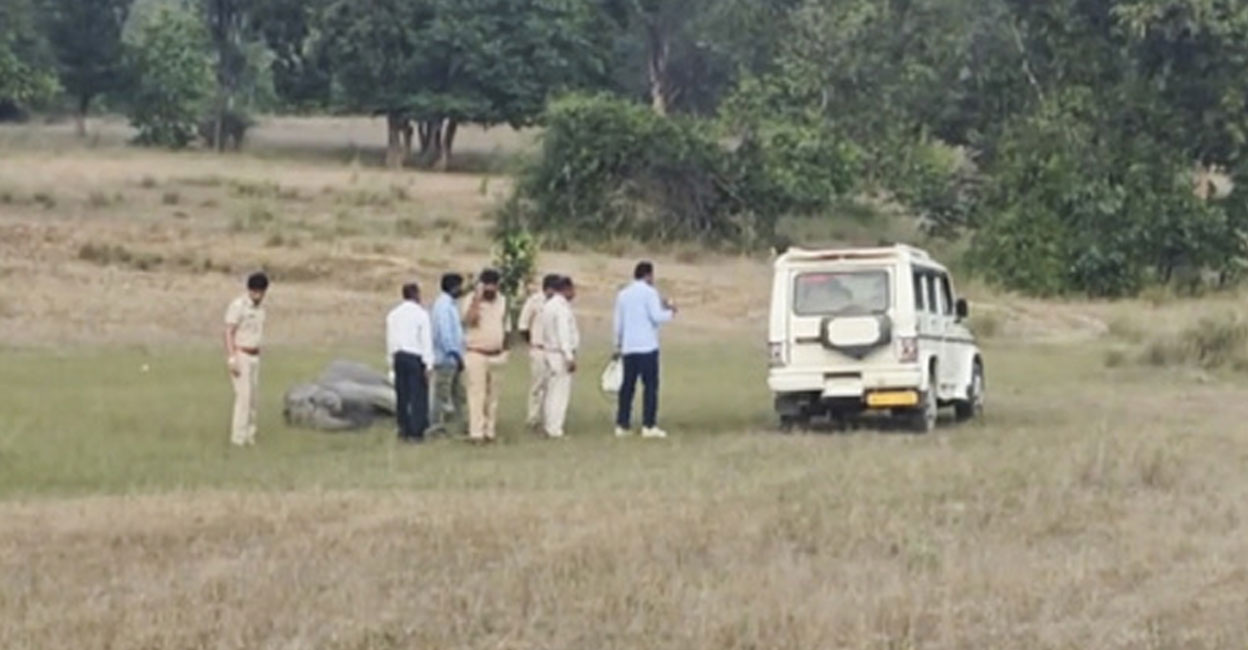 Police personnel and other officials at the Bandhavgarh Tiger Reserve. Photo: PTI 