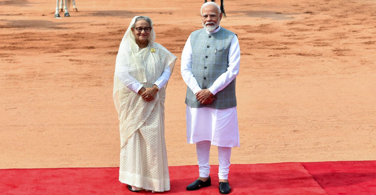 Sheikh Hasina, along with Prime Minister Narendra Modi, at the Forecourt of Rashtrapati Bhavan Presidential Palace in New Delhi, June 22, 2024. Photo: Reuters/Stringer/File Photo