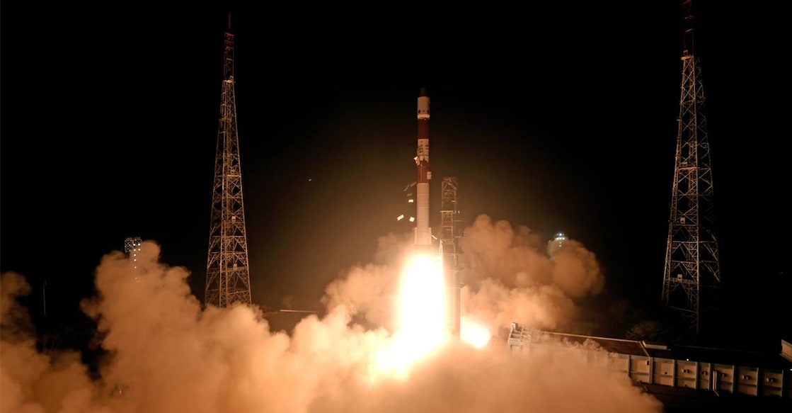 spadex-isro ISRO's PSLV-C60 carrying SpaDeX and its payloads, lifts off from the first launch pad at Satish Dhawan Space Centre, in Sriharikota, Andhra Pradesh, Monday, Dec. 30, 2024. Photo: PTI.