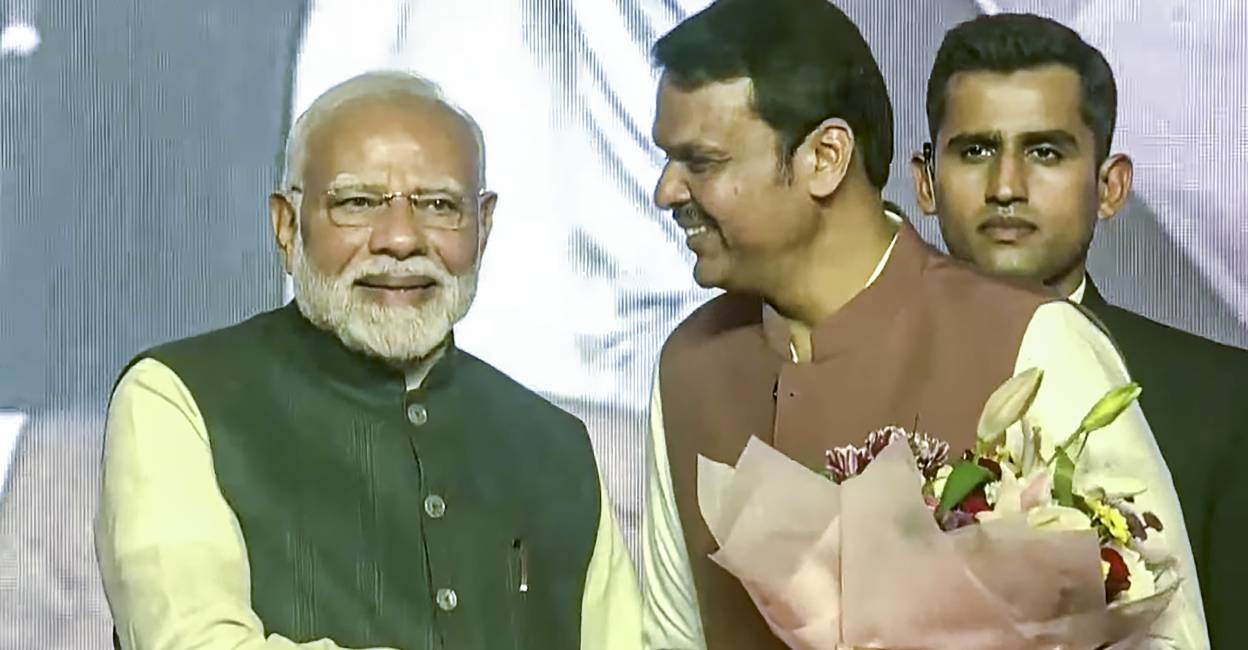 fadnavis-modi