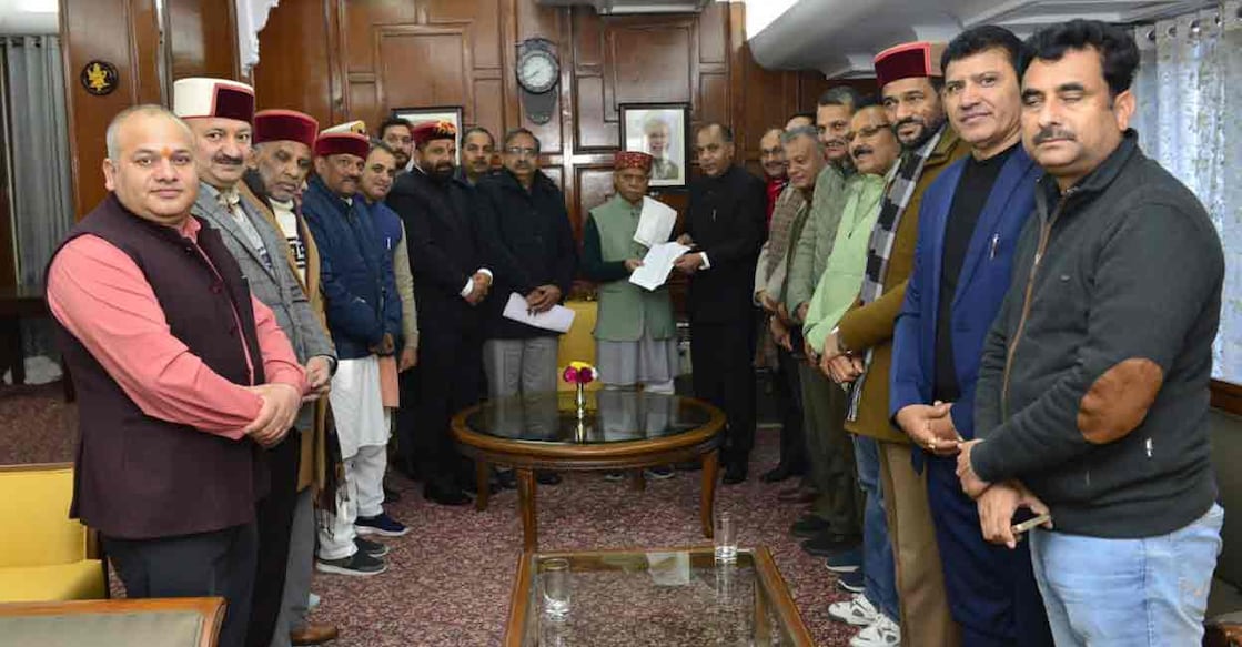 Himachal Pradesh Governor Shiv Pratap Shukla during a meeting with Leader of Opposition in the state Assembly Jairam Thakur and BJP MLAs, at Raj Bhavan, in Shimla, Wednesday, Feb. 28, 2024. Photo: PTI