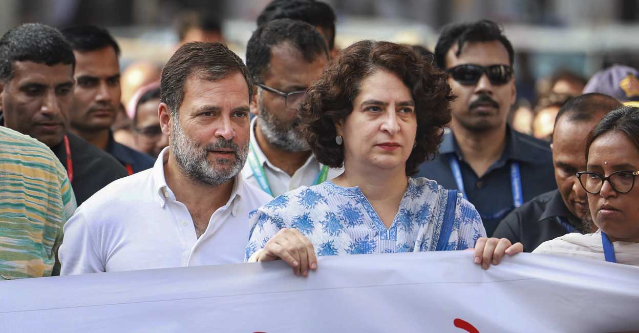 **EDS: IMAGE VIA AICC** Mumbai: Congress leaders Rahul Gandhi and Priyanka Gandhi Vadra during the party's 'Nyay Sankalp Padyatra', in Mumbai, Sunday, March 17, 2024. (PTI Photo)(PTI03_17_2024_000069A)