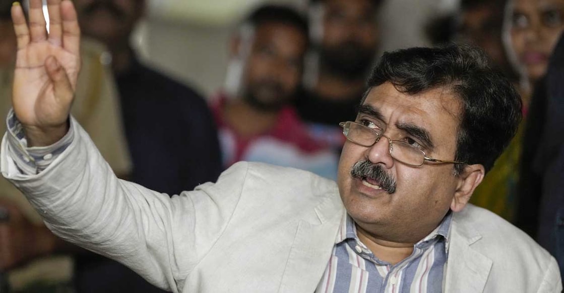 PTI03_05_2024_000143B Kolkata: Calcutta High Court judge Justice Abhijit Gangopadhay addresses a press conference after tendering resignation from his post, in Kolkata, Tuesday, March 5, 2024. (PTI Photo/Swapan Mahapatra) (PTI03_05_2024_000143B)