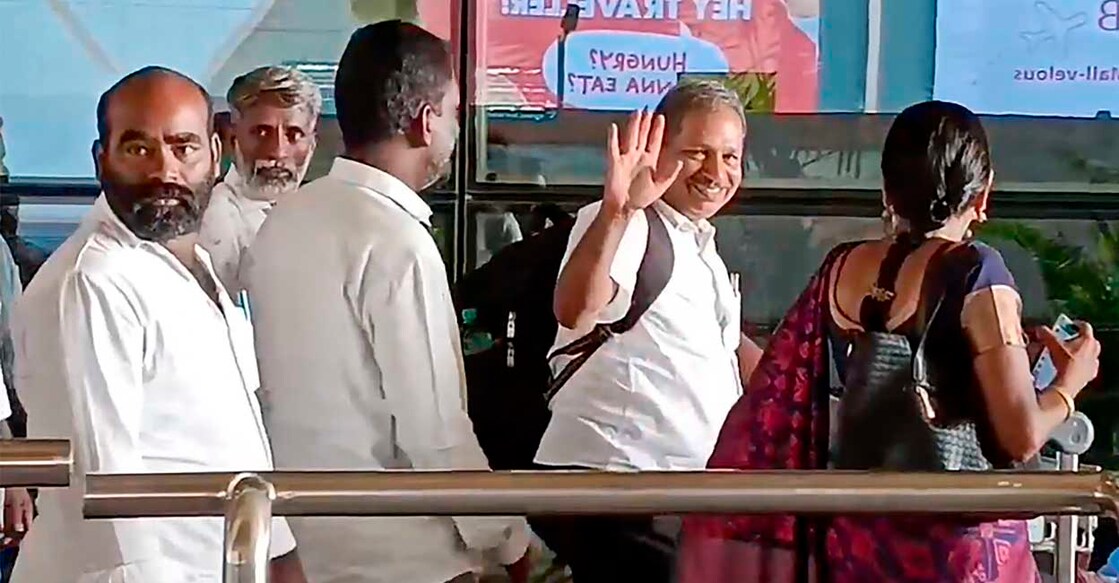 **EDS: GRAB VIA PTI VIDEOS** Chennai: Sri Lankan nationals who were convicted in the Rajiv Gandhi assassination case before leaving for Sri Lanka, at Chennai airport, Wednesday, April 3, 2024. (PTI Photo)(PTI04_03_2024_000033B)