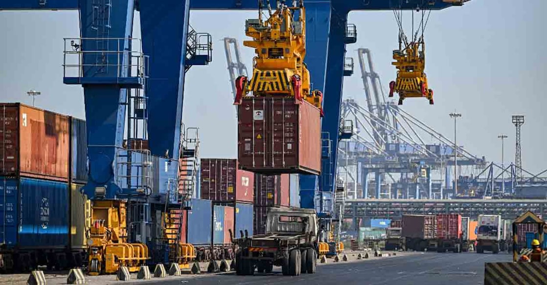 The ASEAN-India Trade in Goods Agreement entered into force on January 1, 2010. Photo: AFP