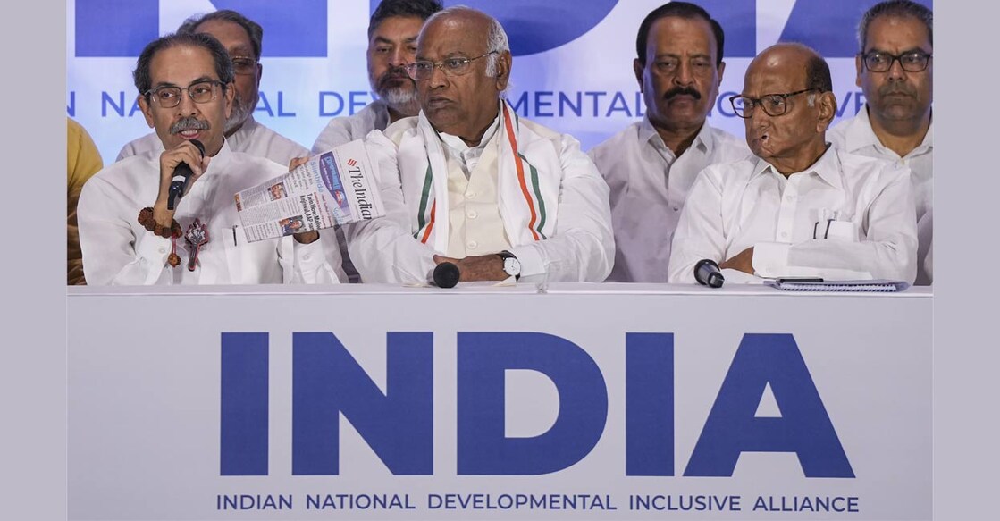 Congress President Mallikarjun Kharge with NCP (Sharad) Chief Sharad Pawar and Shiv Sena (UBT) Chief Uddhav Thackeray during an INDIA alliance press conference, in Mumbai, Saturday, May 18, 2024. Photo: PTI. 