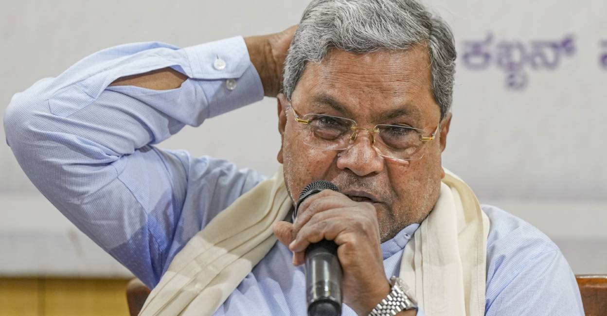 Karnataka Chief Minister Siddaramaiah addresses a press conference in Bengaluru. Photo: PTI