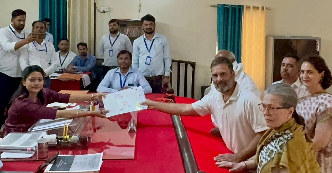 Congress workers and Samajwadi Party workers turned out in full force to welcome Rahul to Raebareli. Photo: INC/ X. 