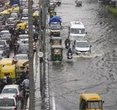 Extreme weather: Delhi transitions from heatwave to flooding 