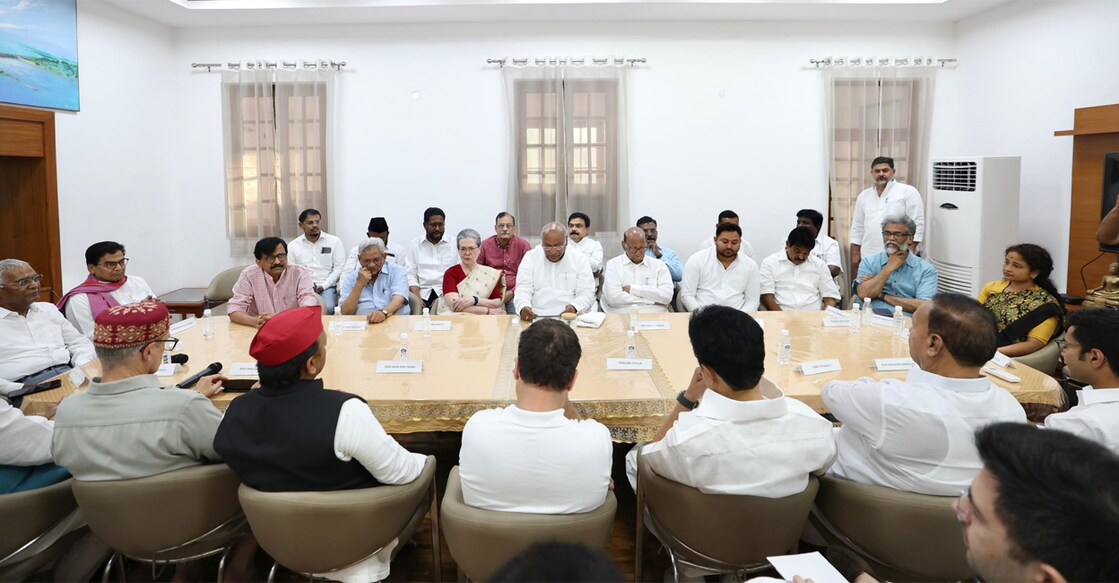 Top leaders of the INDIA bloc would meet at 8 pm at Congress chief Mallikarjun Kharge's residence to chalk out its strategy. File Photo: X/@kharge