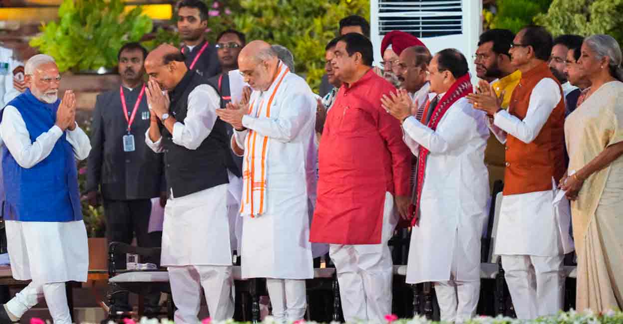 Prime Minister Narendra Modi greets BJP MPs Rajnath Singh, Amit Shah, Nitin Gadkari and others at the swearing-in ceremony of the new Union government, at Rashtrapati Bhavan in New Delhi, Sunday, June 9, 2024. Photo: PTI Photo/Atul Yadav