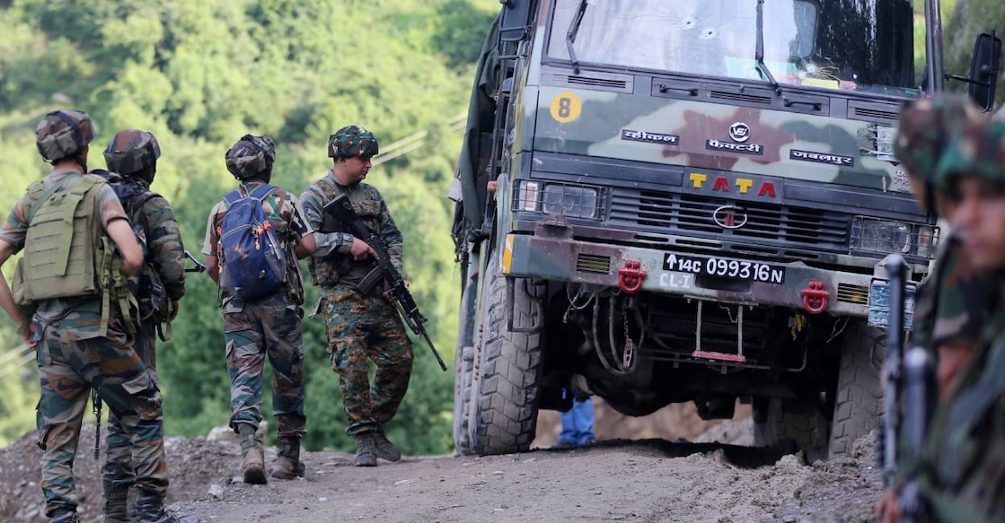 kathua-terror Indian Army personnel during a counter-terror operation following a terrorist attack on an Army convoy, in Kathua district. Photo: PTI