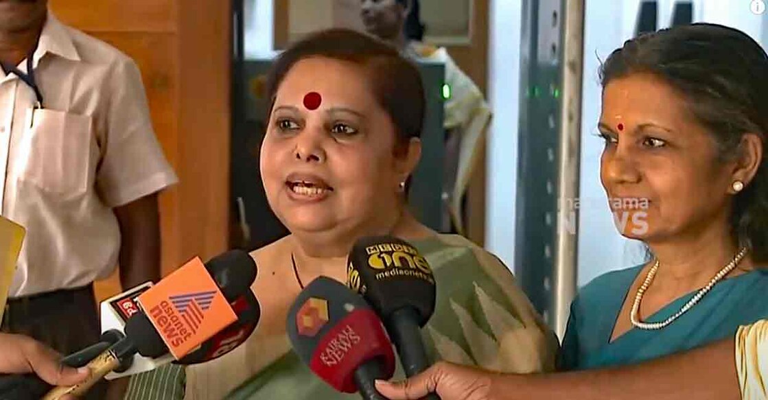 Justice K Hema speaks to the media after submitting commission report to Chief Minister Pinarayi Vijayan. File photo: Screengrab/Manorama News