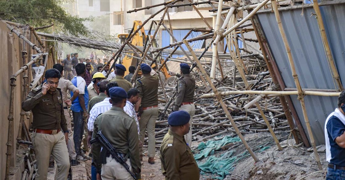chattisgarh-building-collapse