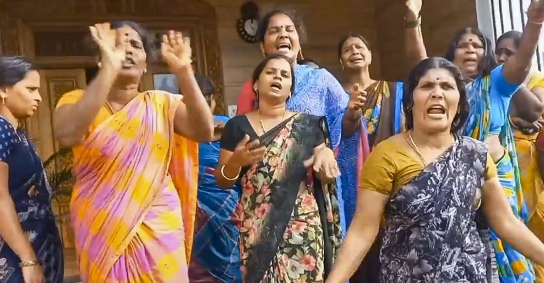 Family members mourn after the Sri Lankan navy arrested 13 fishermen for allegedly crossing the International Maritime Boundary. Photo: PTI