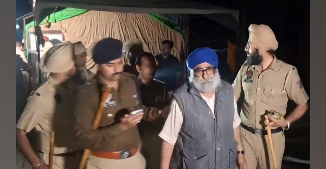 Police detain farmers and dismantle their camps at the protest site at Ambala border. Photo: PTI