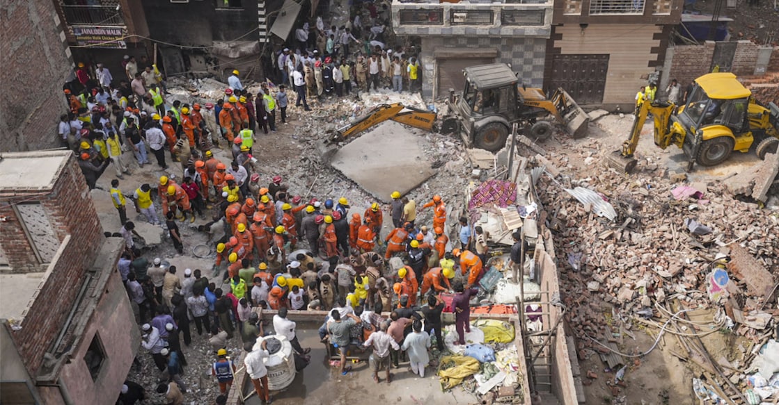 delhi-accident Rescue operation underway after a building collapsed at Shakti Vihar area, in New Delhi, Saturday, April 19, 2025. Photo: PTI