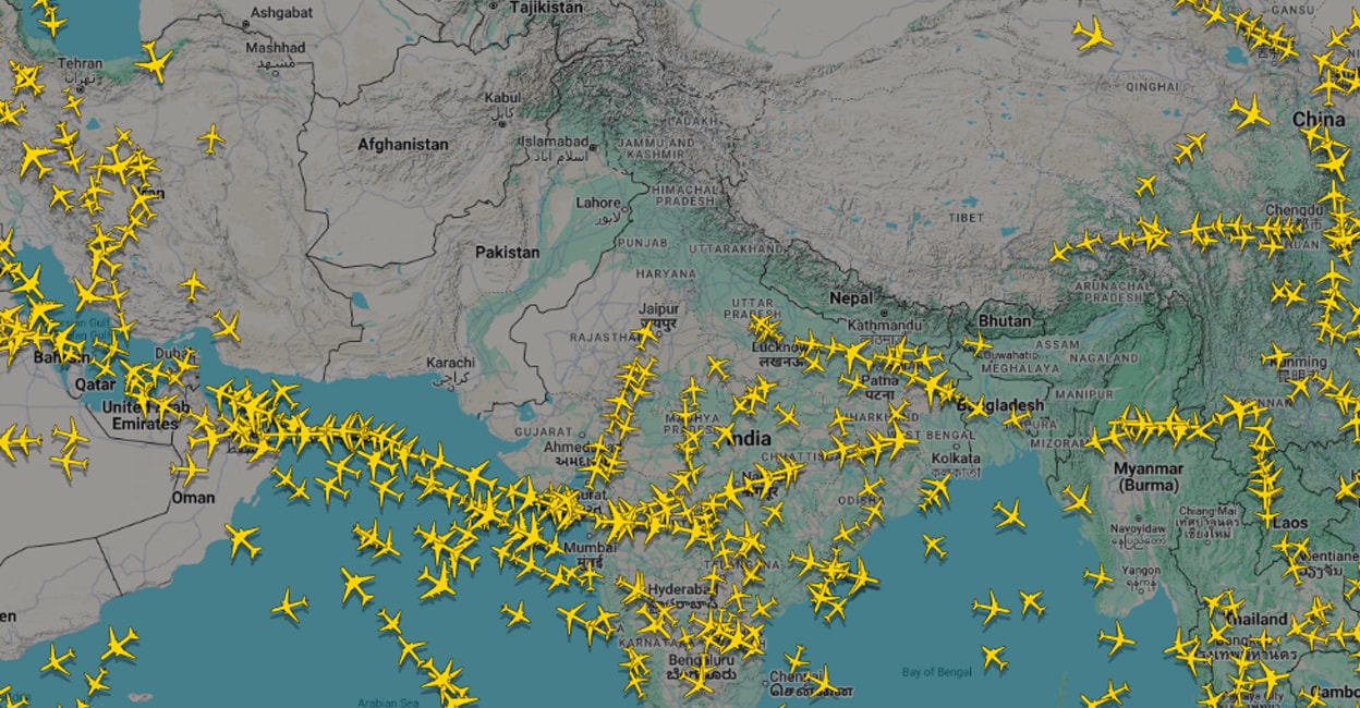 flight-radar-data A snapshot of flight traffic above India and Pakistan on May 10 after India's missile strikes.