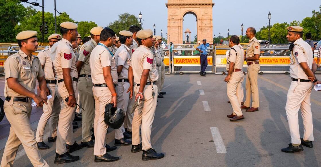 Police personnel gather for a briefing at the India Gate, in light of the military conflict between India and Pakistan, in New Delhi. Photo: PTI