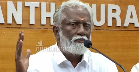 BJP's Kummanam dares CPM to organize beef fests in Delhi