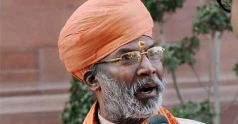 BJP MP Sakshi Maharaj at it again, defends rape convict Ram Rahim