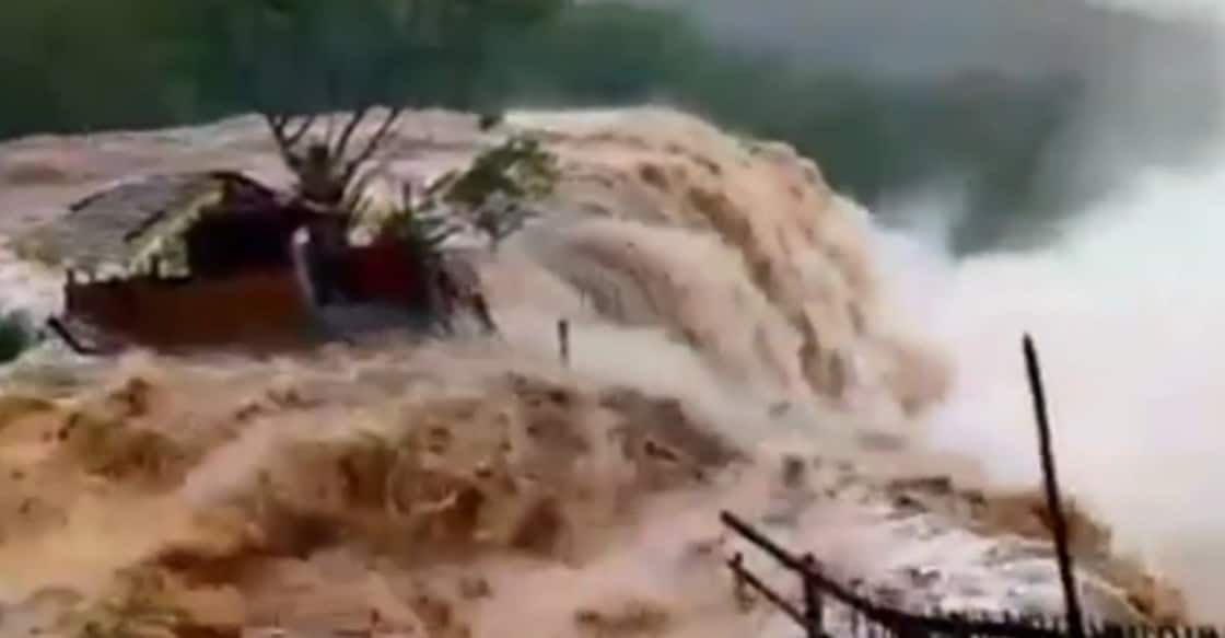 Athirappilly tourist spot closed as waterfalls turn dangerous Athirappilly tourist spot closed as waterfalls turn dangerous