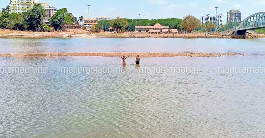 Drought feared as major rivers dry up post August deluge Drought feared as major rivers dry up post August deluge