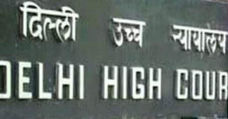 Delhi HC declines to order direct linking of FB, Twitter, WhatsApp with Aadhaar, PAN Delhi HC declines to order direct linking of FB, Twitter, WhatsApp with Aadhaar, PAN