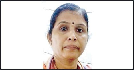 Lady teacher held on charges of cheating people of Rs 1 crore